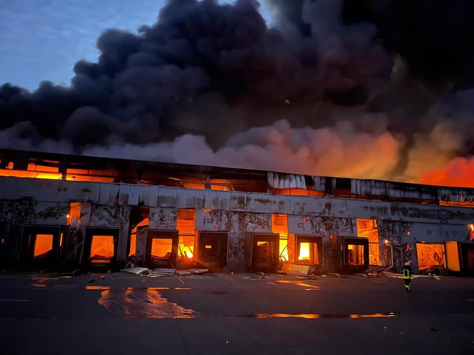 Archive photo of a warehouse fire in Kvitneve, Kyiv Oblast, in March 2022.